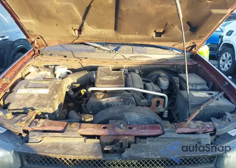 2005 Chevrolet Trailblazer Ls из США, поврежденный, VIN 1GNDT13SX52268925